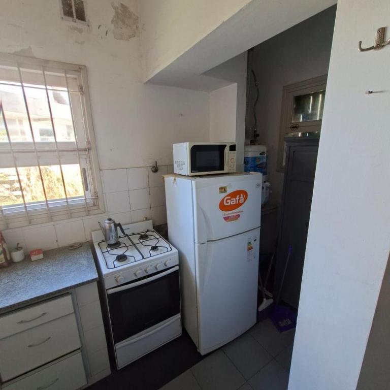 A la Vuelta del Mar -Enero se alquila por semana, de sabado a sabado - 8 personas - Four-Bedroom House - 3