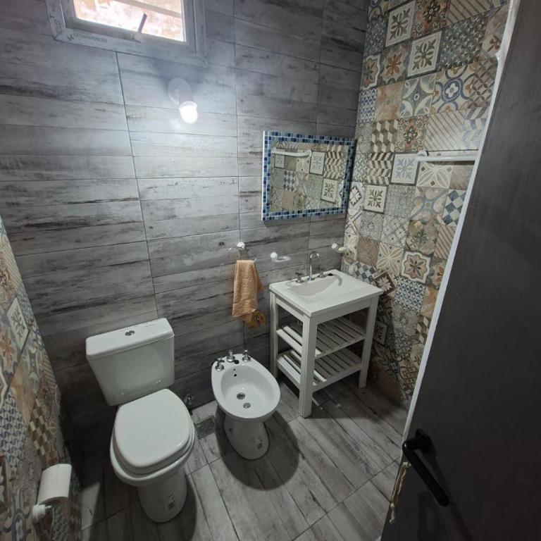 A la Vuelta del Mar -Enero se alquila por semana, de sabado a sabado - 8 personas - Four-Bedroom House - 6