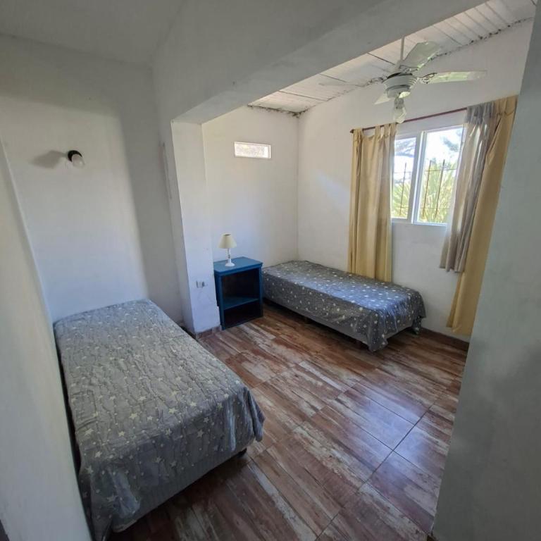 A la Vuelta del Mar -Enero se alquila por semana, de sabado a sabado - 8 personas - Four-Bedroom House - 9