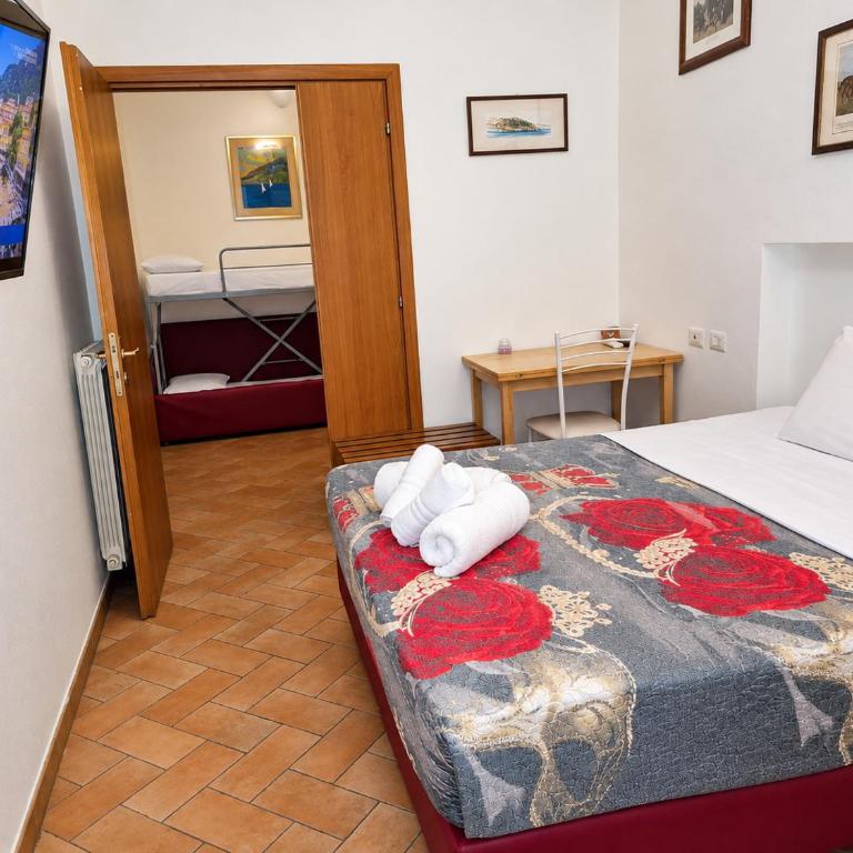 STAR HOTEL ROMA - Vierbettzimmer mit eigenem Bad - 6