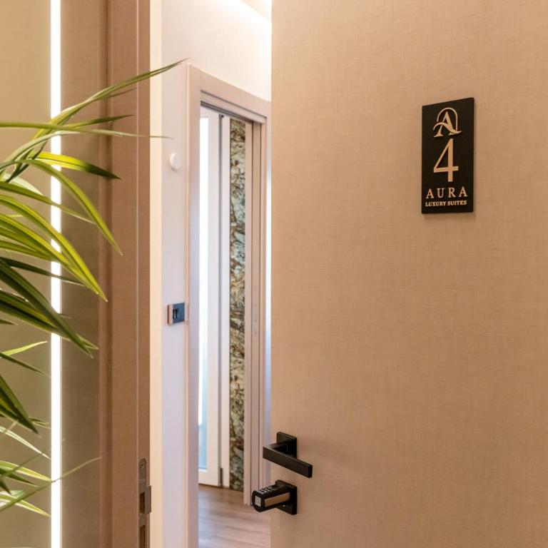 Aura Luxury Suites - Camera Matrimoniale con Bagno Privato - 22