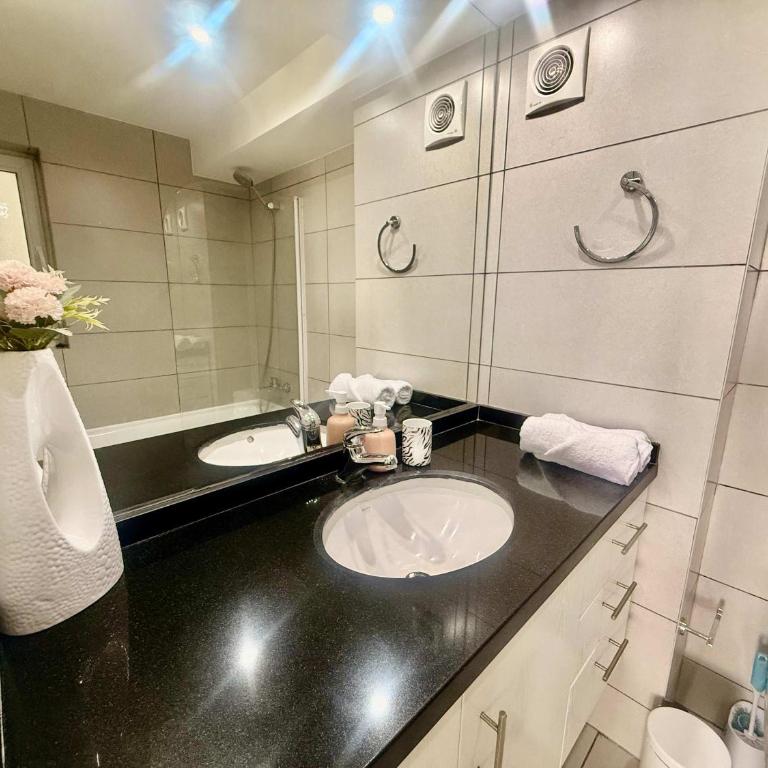 Close to Costanera Center with parking - Apartamento - 13