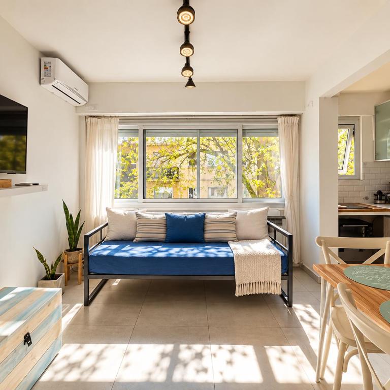 Mar del Plata para dos - depto luminoso a pasos de la playa - One-Bedroom Apartment - 2