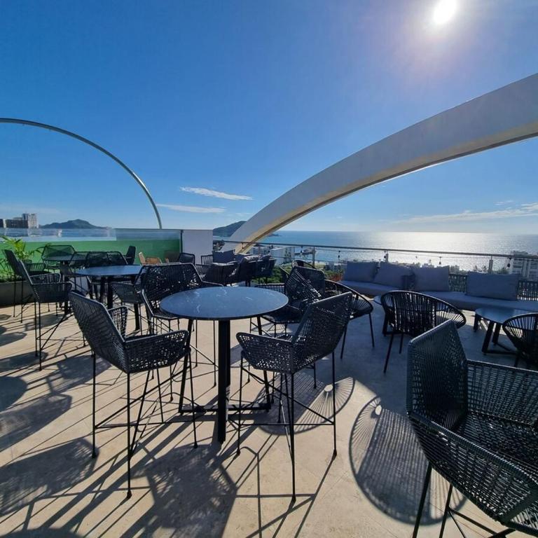 Luxury apartment with pool, ocean view & sky bar - Apartamento de 2 dormitorios - 75