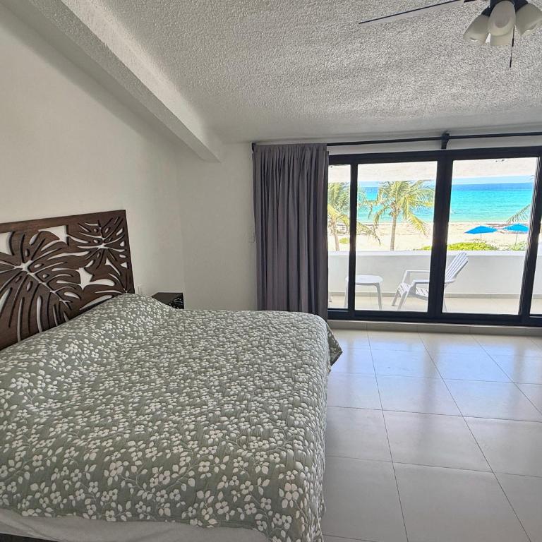 Wonderful Beachfront Villa - best value and private beach! - Villa mit 3 Schlafzimmern - 15