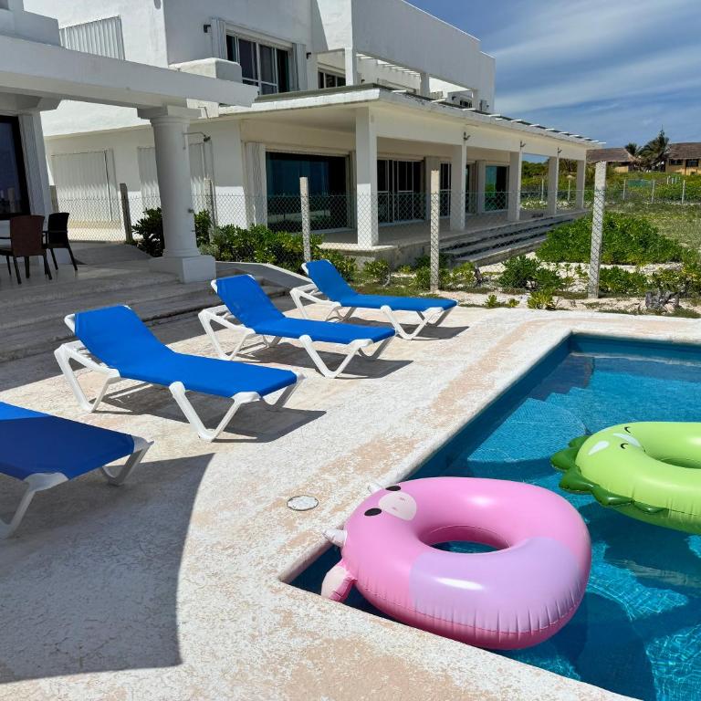 Wonderful Beachfront Villa - best value and private beach! - Villa mit 3 Schlafzimmern - 20