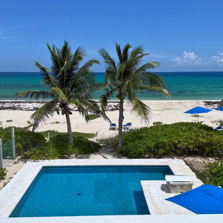 Wonderful Beachfront Villa - best value and private beach! - Villa mit 3 Schlafzimmern - 40