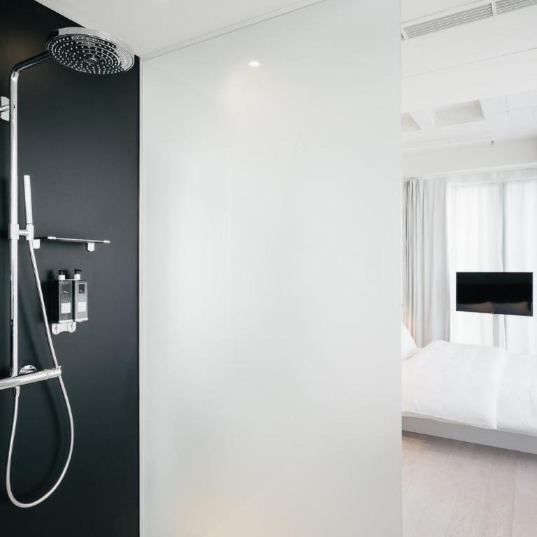 Ruby Lilly Hotel Munich by IHG - Rubys Choice – Zimmer mit Upgrade - 3