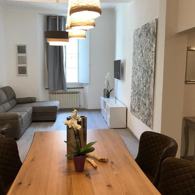 Lovely DownTown Top Location Apt with Free Private Parking Included! - Appartamento con 1 Camera da Letto - 10