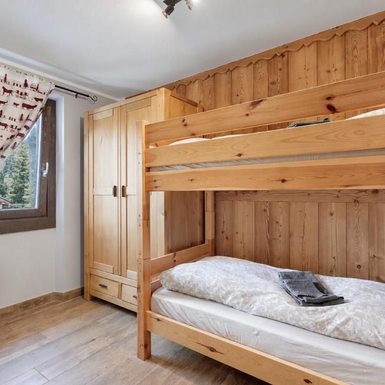 4061 Maison Gerard Punta Ceresole - Two-Bedroom Deluxe Apartment with Garden View - 4