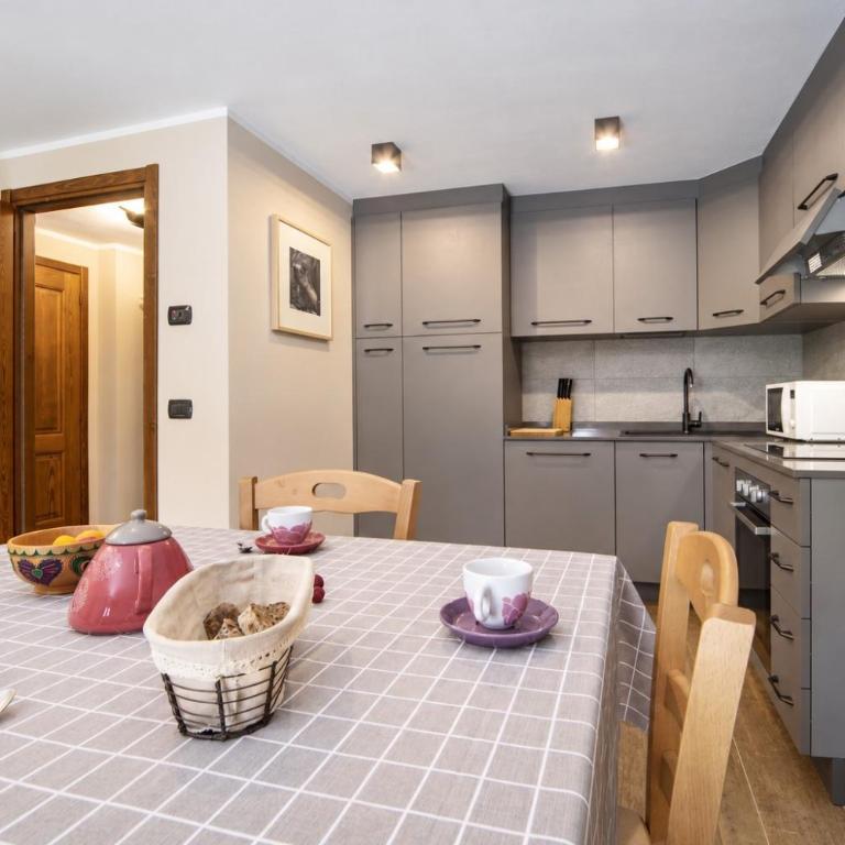 4061 Maison Gerard Roccia Viva - Superior One-Bedroom Apartment with Balcony - 3