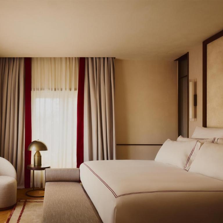 Palazzo Sanzio Rome, A Radisson Collection Hotel - One-Bedroom Suite - Tevere View - 1