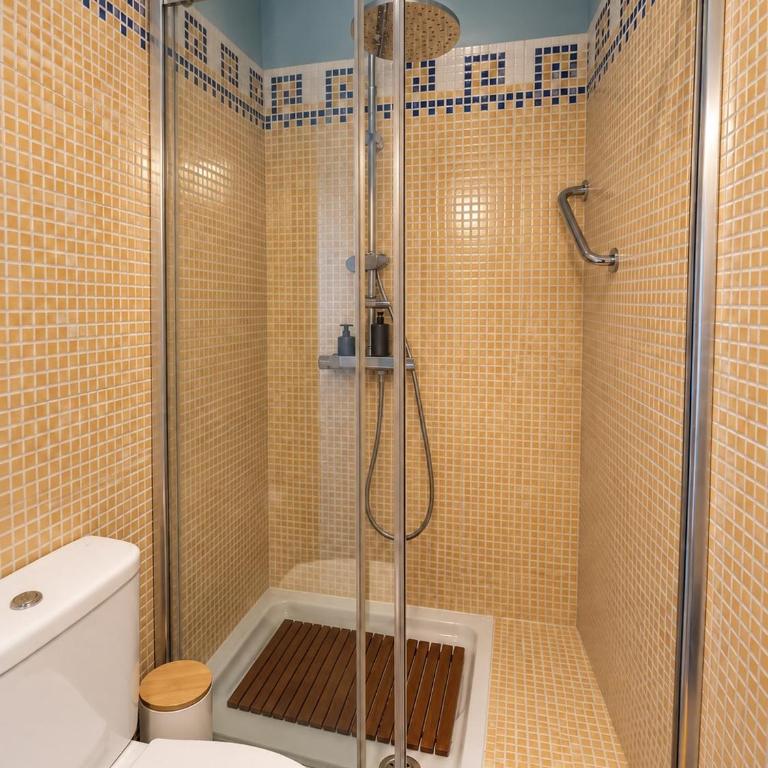 Piso en pleno corazón de Madrid barrio de Chueca y Justicia - Apartamento de 2 dormitorios - 9