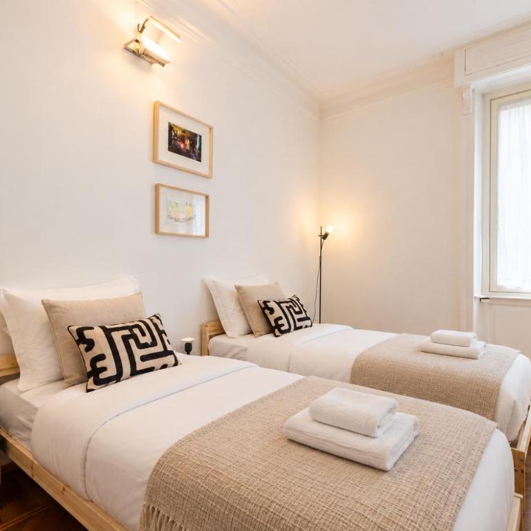 tHE Design Library - Monforte San Babila - Appartamento Superior con 2 Camere da Letto - 11