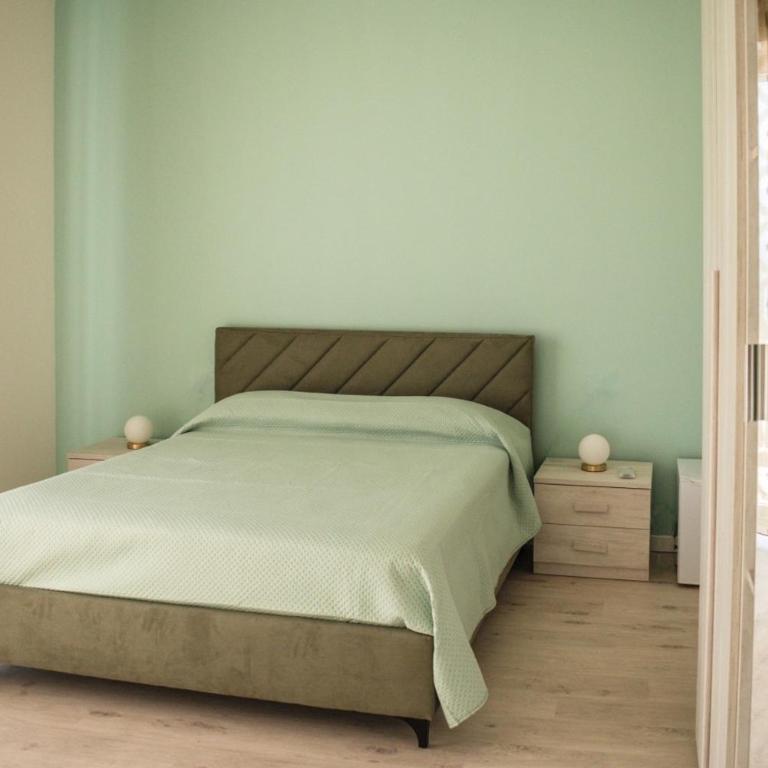 SOLEA Rooms - Zimmer mit Kingsize-Bett und Balkon - 2