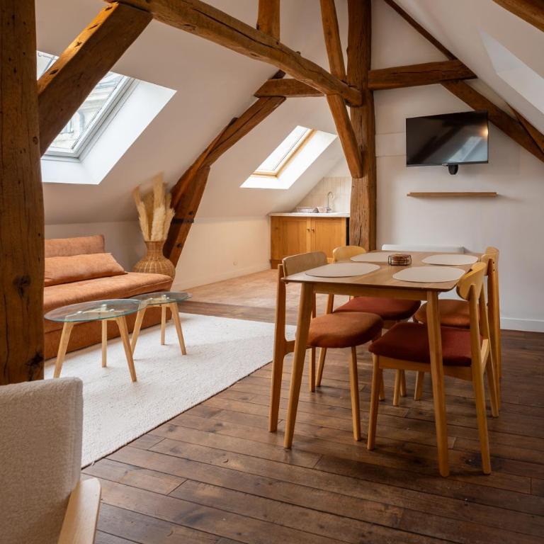 Le Celeste - Centre Ville - Calme - Cosy - Appartement 1 Chambre - 19