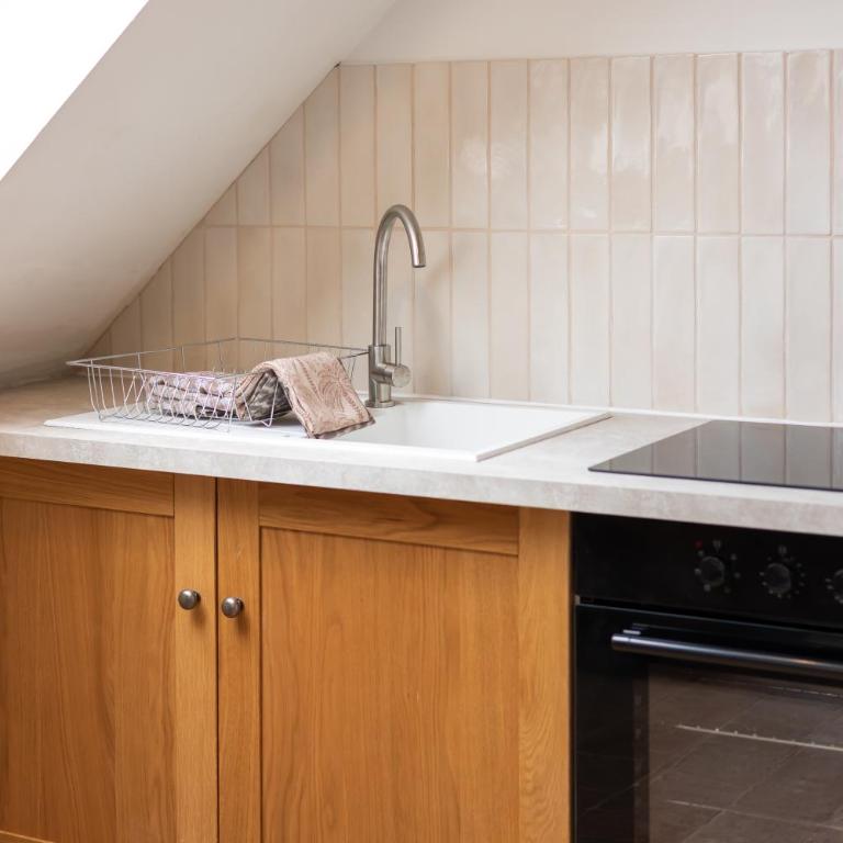 Le Celeste - Centre Ville - Calme - Cosy - Appartement 1 Chambre - 16
