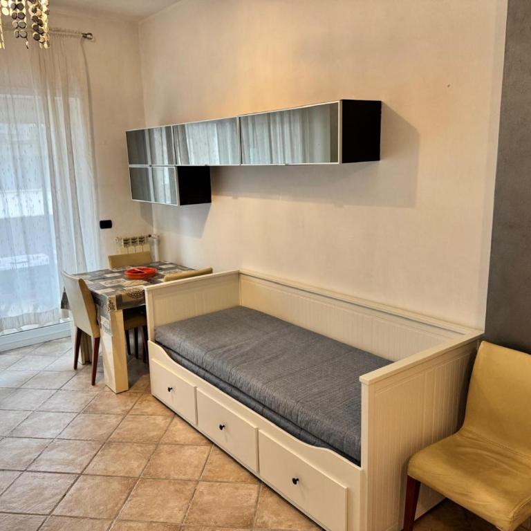 Ostia Daisy Apartment - Pet & Family Friendly - Appartamento con 1 Camera da Letto - 8