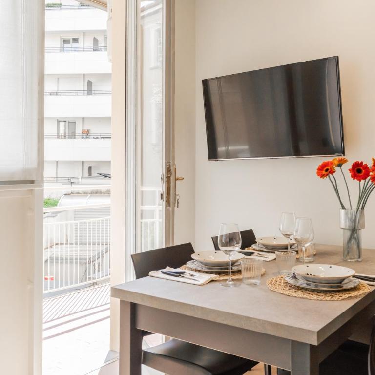 Close To Everything Apts - Apartment - 11