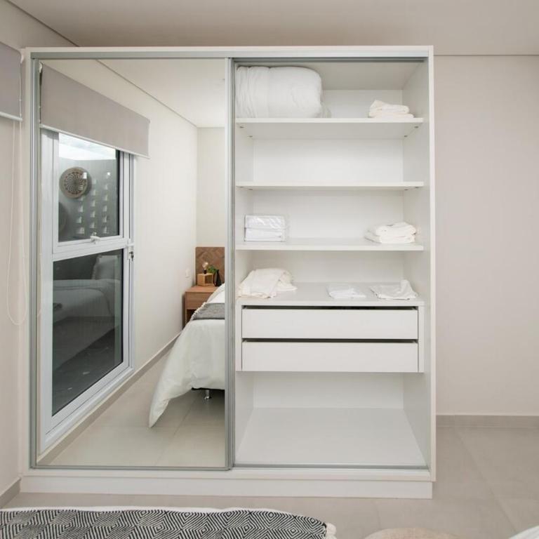 First Living 2BR with Pool Gym & Fast WiFi - Apartment - 16
