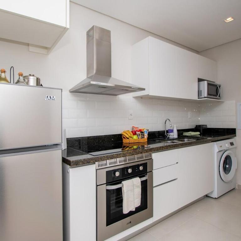 First Living 2BR with Pool Gym & Fast WiFi - Apartment - 18