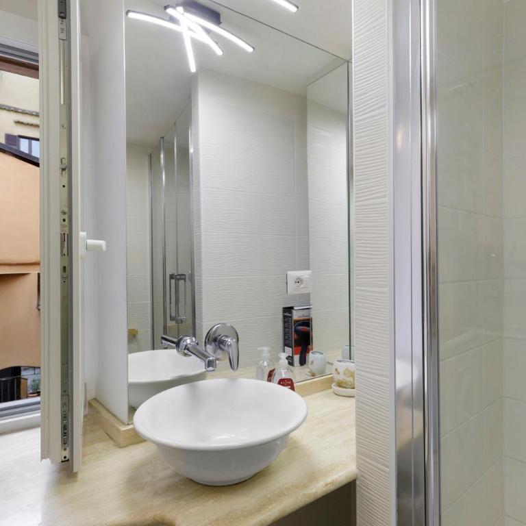 Stay In The Heart Of Rome - Appartement avec Douche - 12