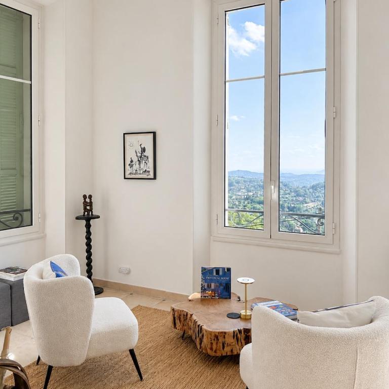 Elegance & Panoramic View in Grasse, Near Cannes - Appartement 2 Chambres - 94
