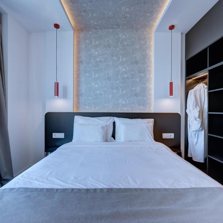 Dorćol Center Suites 2 - Double Room with Terrace - 3