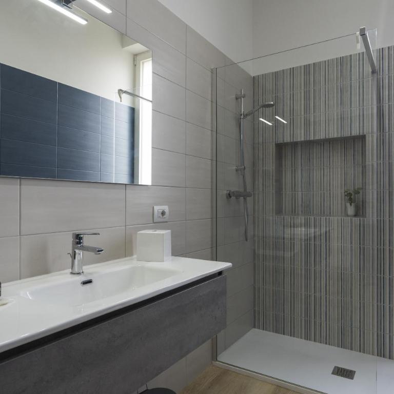 ELECTASTAYS - Dimora Donnalia - Superior Suite - 2