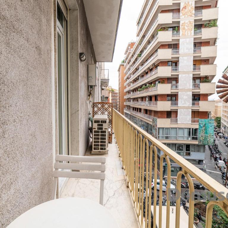 Bell's By DomusExtra - Camera Matrimoniale Deluxe con Balcone - 19