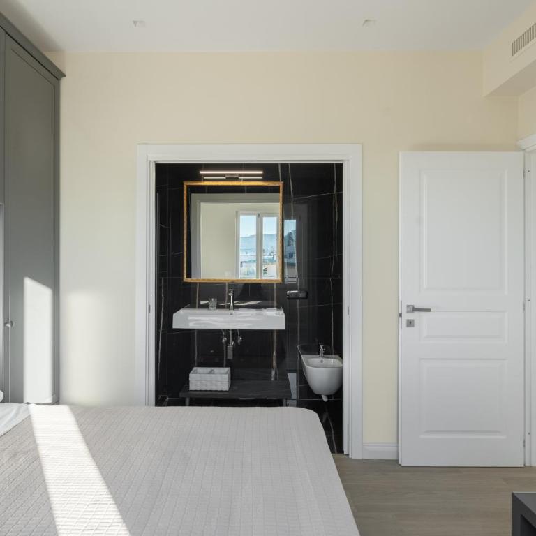 Lux 4BR Sorrento Home with SeaView Terrace - Appartamento - 25