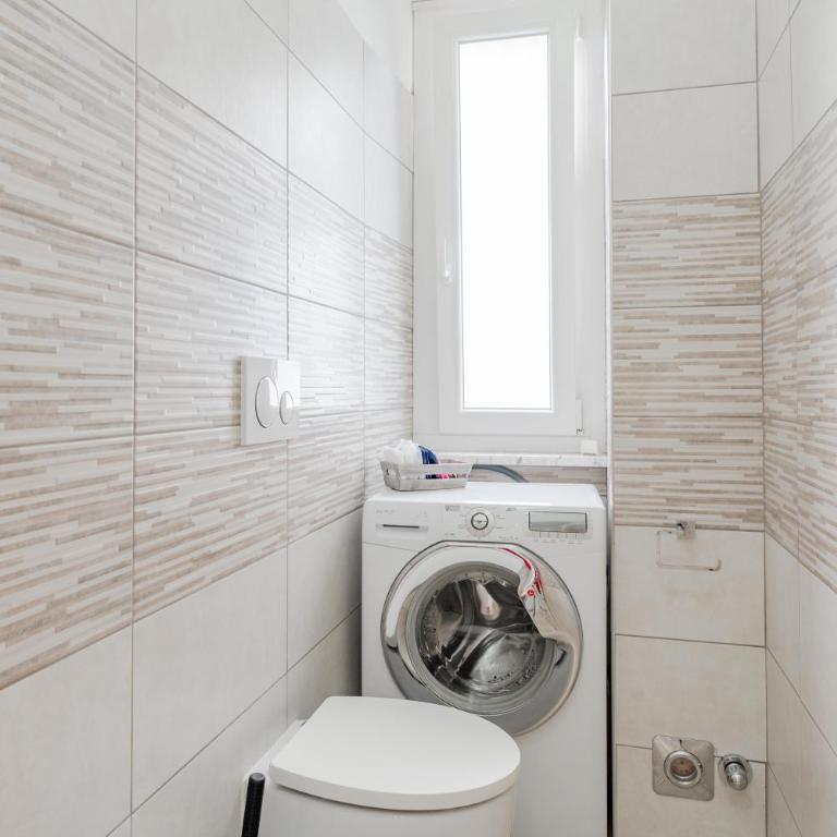 In Essenza - One-Bedroom Apartment - 7