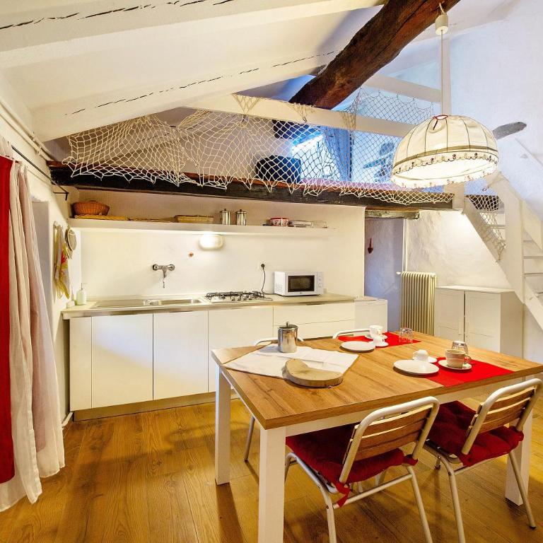 Cascina Des Religieuses - Sarre - Appartamento Deluxe con 2 Camere da Letto e Vista Giardino - 6
