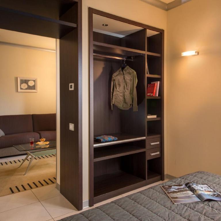 Hotel Mediterraneo - Habitación Familiar (2 adultos y 2 niños) - 5