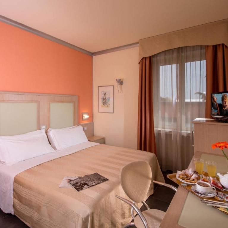 Hotel Mediterraneo - Habitación Doble - 1