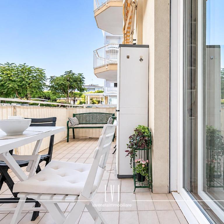 Riviera - fronte mare con posto spiaggia - Two-Bedroom Apartment - 21