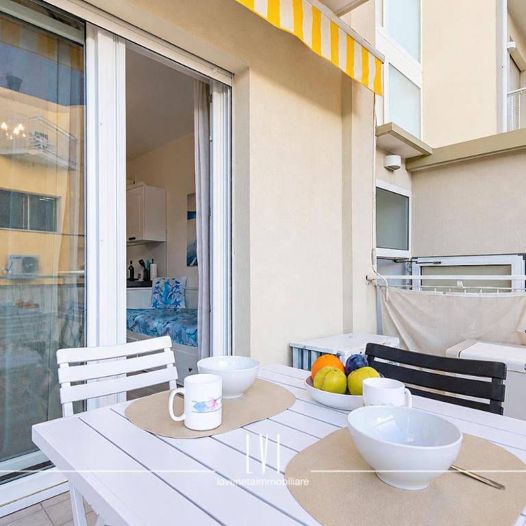 Riviera - fronte mare con posto spiaggia - Two-Bedroom Apartment - 24