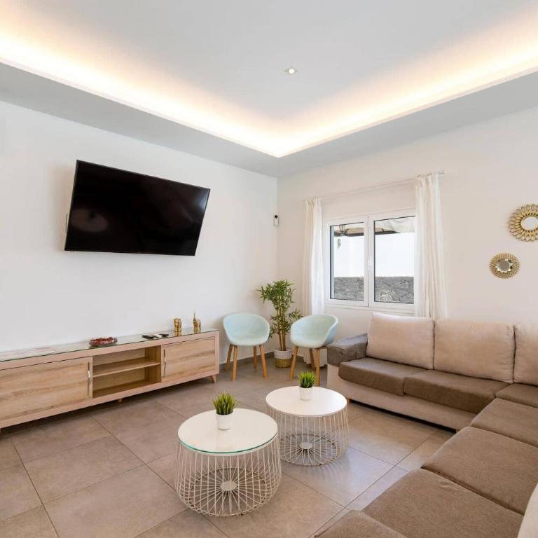 Villa Aqualava 2 by Villa Plus - Villa - 12
