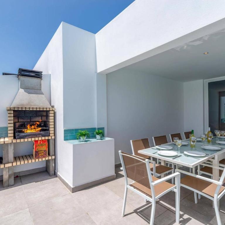 Villa Aqualava 2 by Villa Plus - Villa - 24