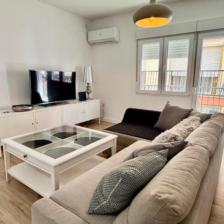 Casa de la Palma in the Old Town of Benidorm - Apartamento de 3 dormitorios con balcón - 3