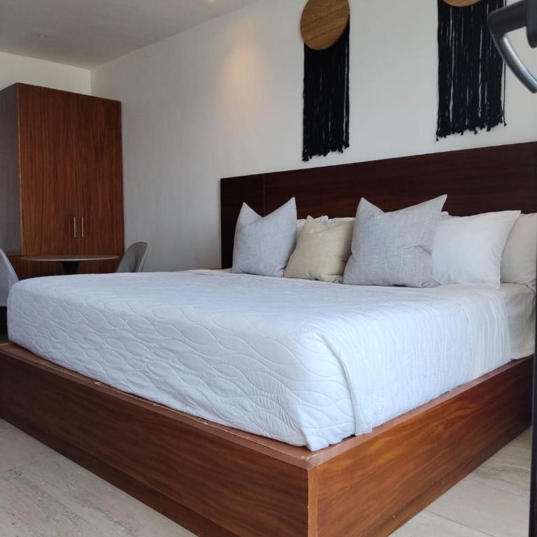 MIRAMARE Ocean View - Suite Junior con balcón - 14