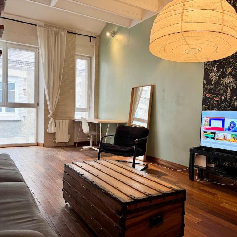 Reims City Duplex avec parking inclus - Apartment - 2