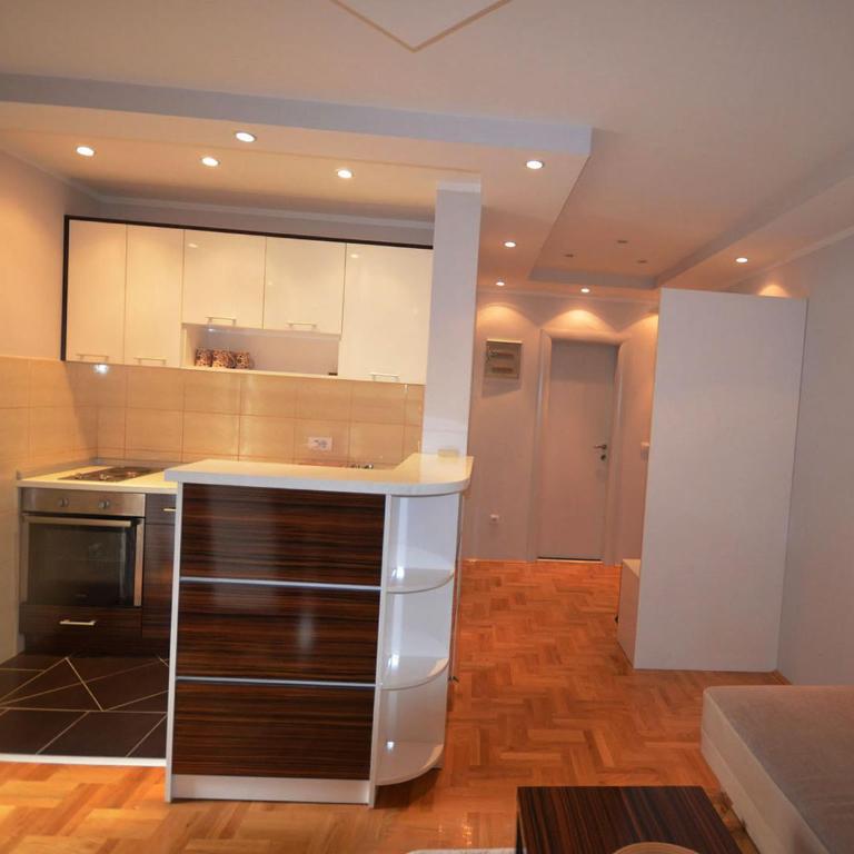 Apartmani MD - Apartment with Balcony - 7