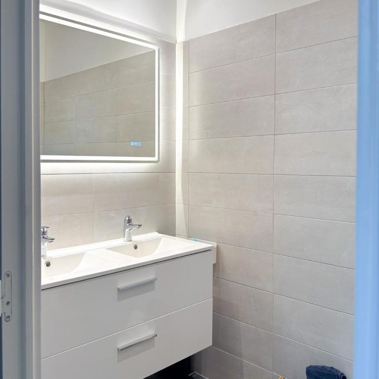 Elegance & Panoramic View in Grasse, Near Cannes - Appartement 2 Chambres - 11