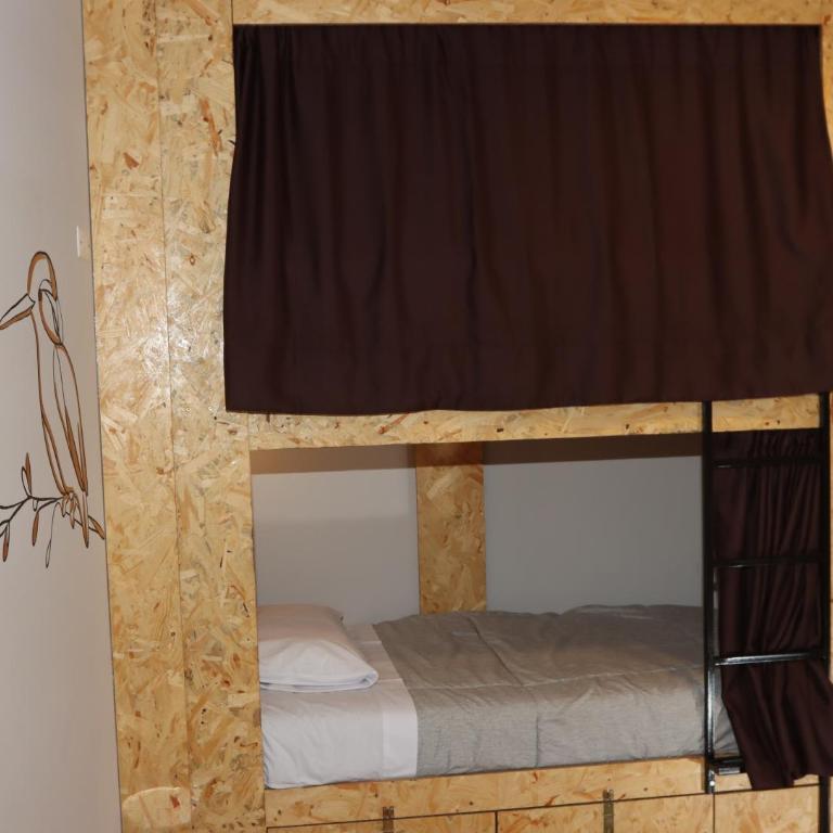 Andean Nomade - Cama en habitación femenina compartida de 4 camas - 6