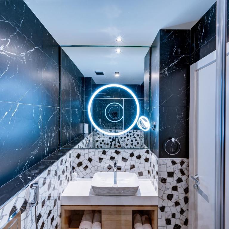 Dorćol Center Suites - Chambre Double Deluxe - 14