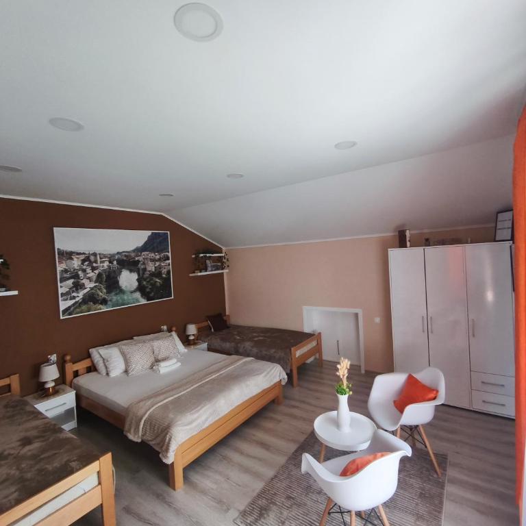 Apartman Centar - Apartment mit Terrasse - 8