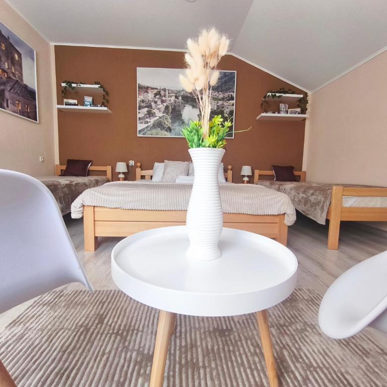 Apartman Centar - Apartment mit Terrasse - 10