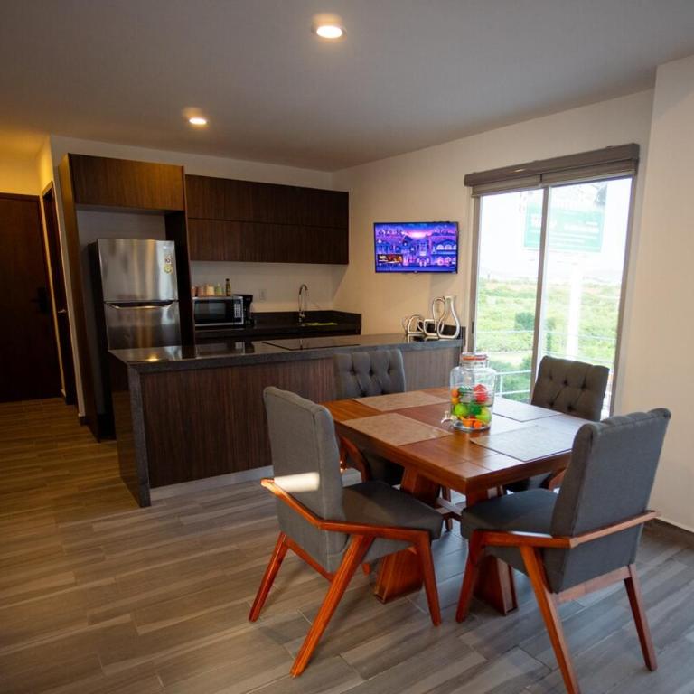 Comodo, espacioso, alberca, asador y amenidades - Apartamento de 2 dormitorios - 12