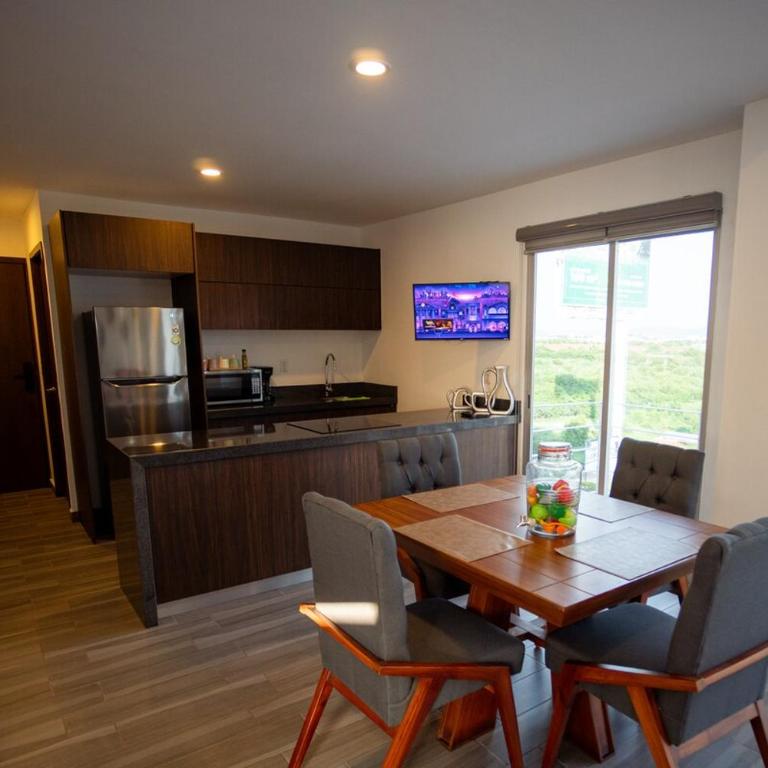 Comodo, espacioso, alberca, asador y amenidades - Apartamento de 2 dormitorios - 32